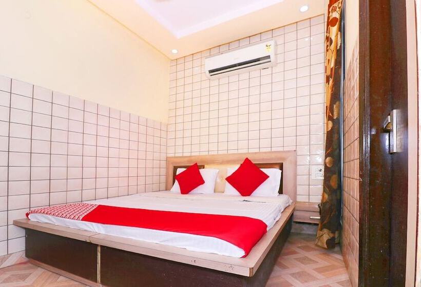 Hotel The Great By Oyo Rooms