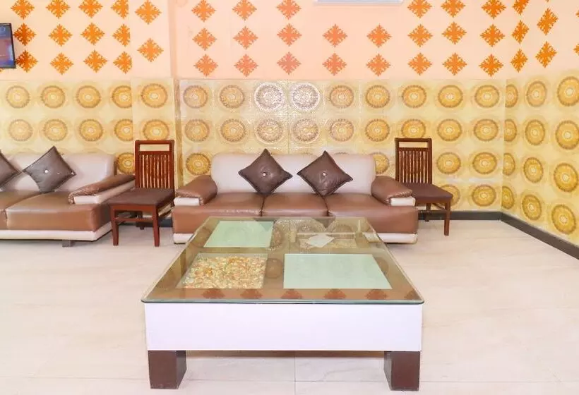 هتل The Great By Oyo Rooms