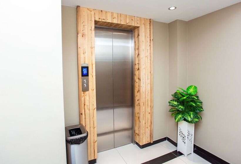 בית מלון כפרי Tlj