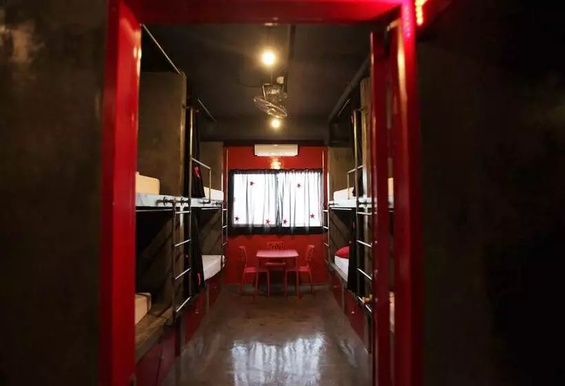 ホテル W Hostel Boracay