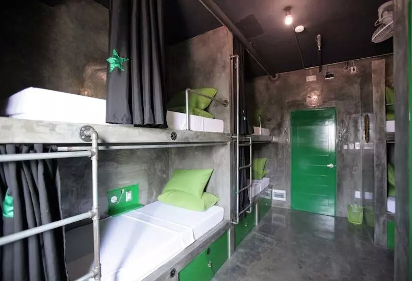 ホテル W Hostel Boracay