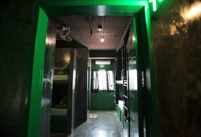 ホテル W Hostel Boracay