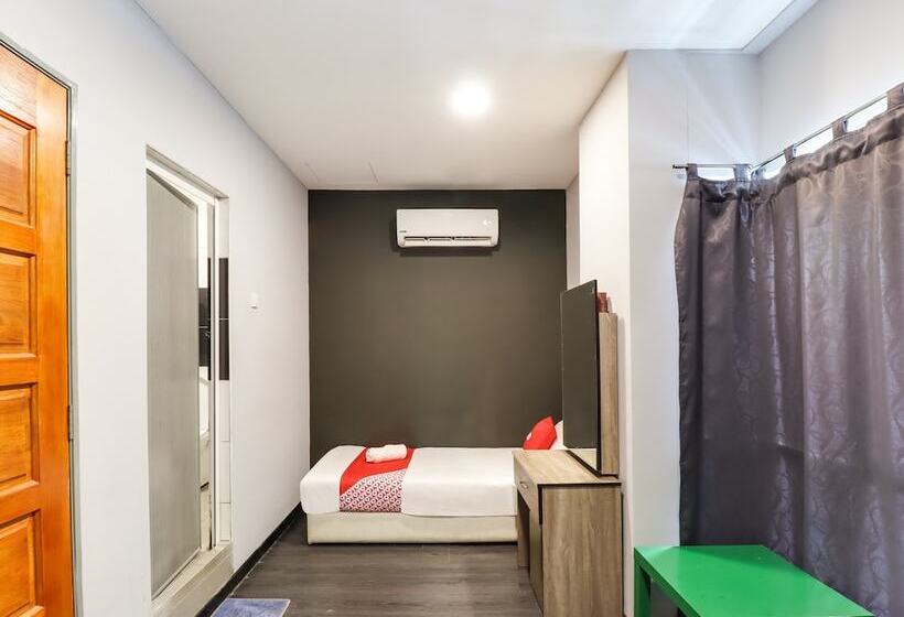 Moonnight Hotel By Oyo Rooms
