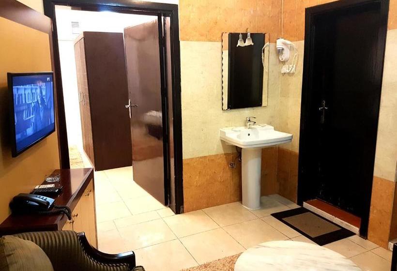 Qasr Allathqiah Furnished Apartment 4