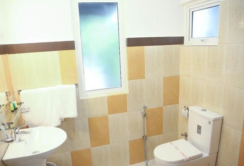 Silver Sign Hotel And Gem Gallery