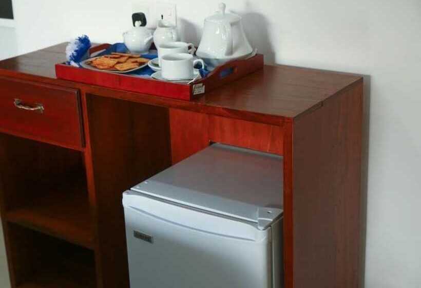 Silver Sign Hotel And Gem Gallery