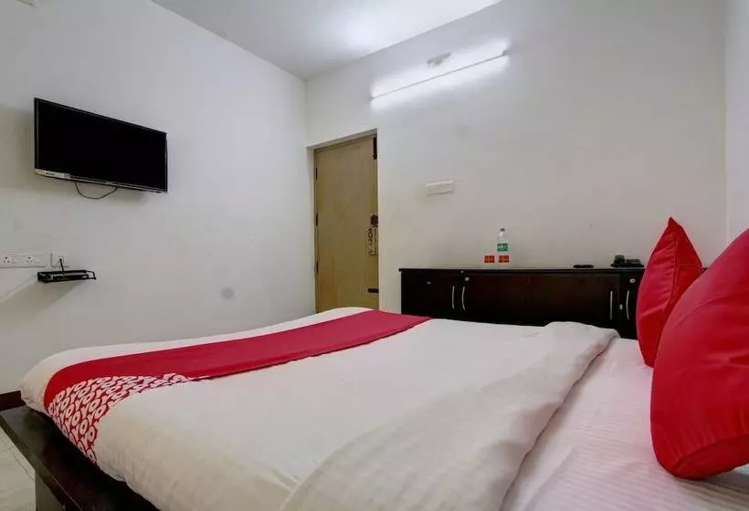 Sky Hotels By Oyo Rooms