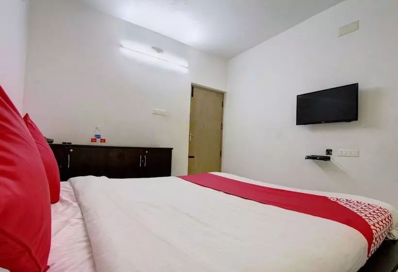 Sky Hotels By Oyo Rooms