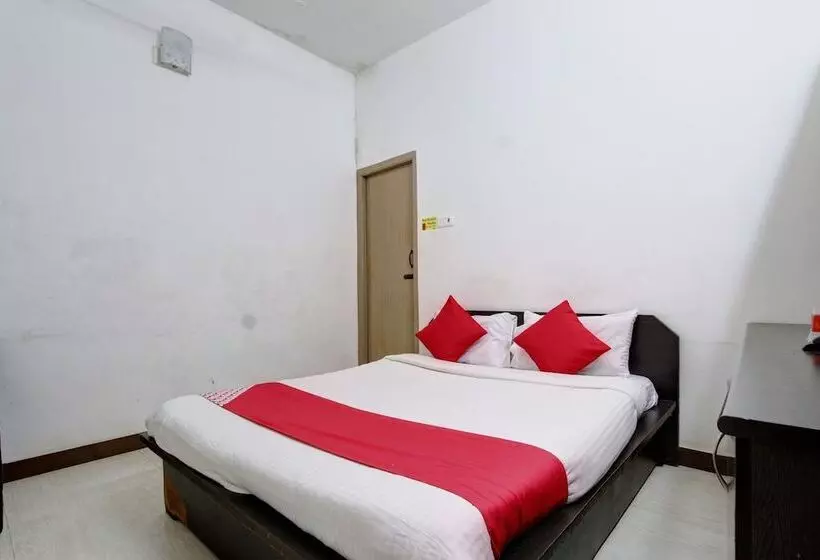 Sky Hotels By Oyo Rooms