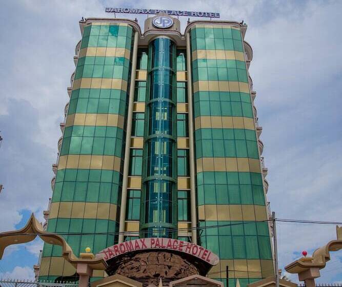 تختخواب و صبحانه Jaromax Palace