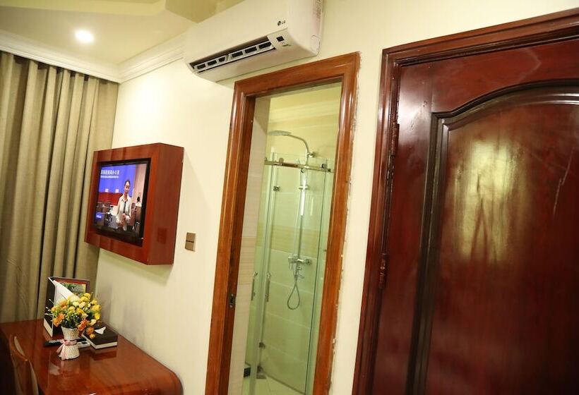 تختخواب و صبحانه Jaromax Palace