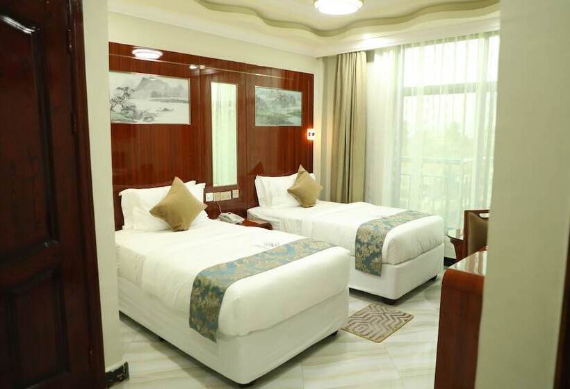 تختخواب و صبحانه Jaromax Palace