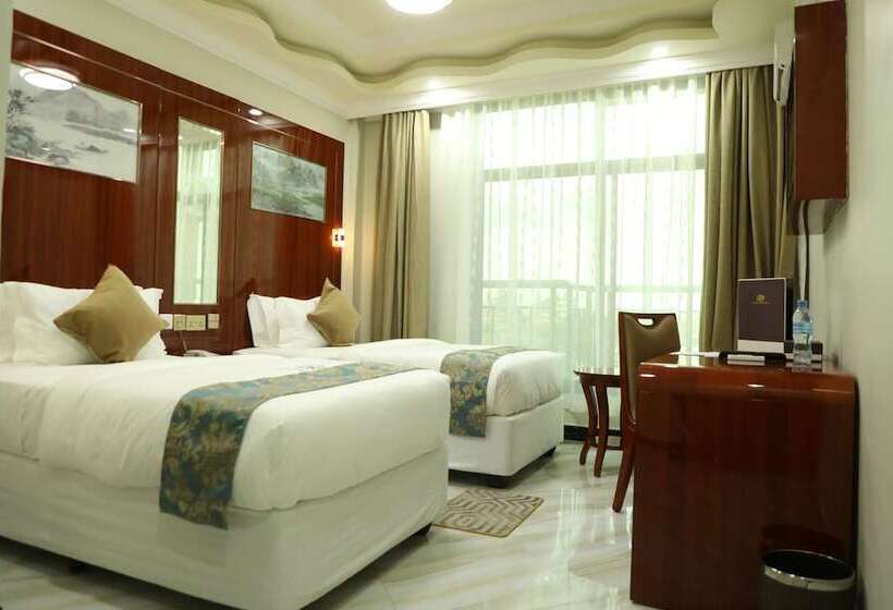 تختخواب و صبحانه Jaromax Palace