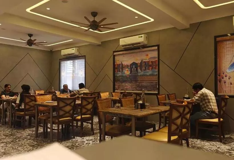 Hotelli The Excellency