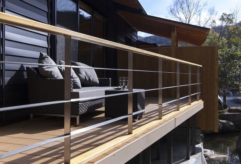 Ryokan Tsukiyominoza