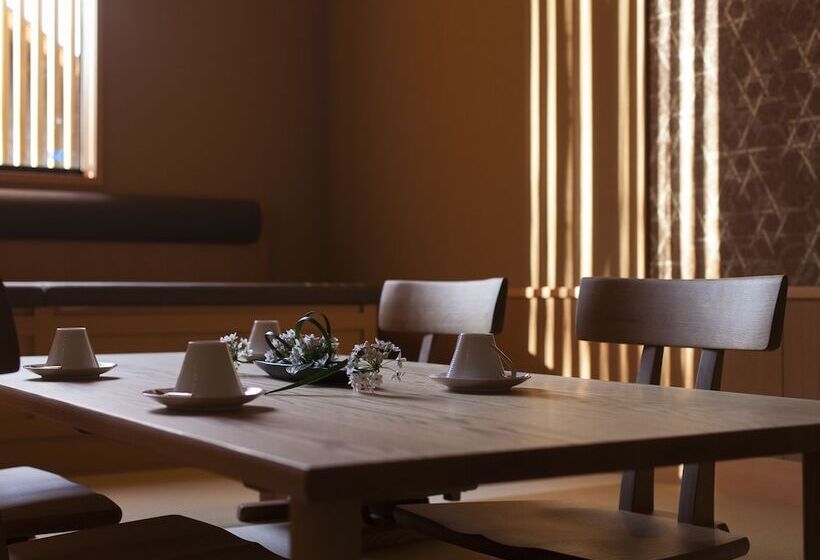 Ryokan Tsukiyominoza