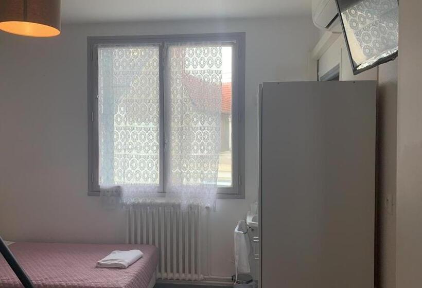 فندق Du Cygne De La Croix Blanche