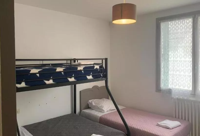 Hotel Du Cygne De La Croix Blanche