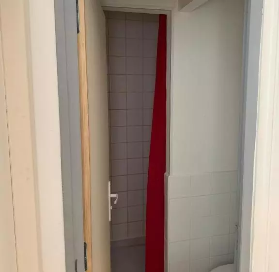 Hotel Du Cygne De La Croix Blanche