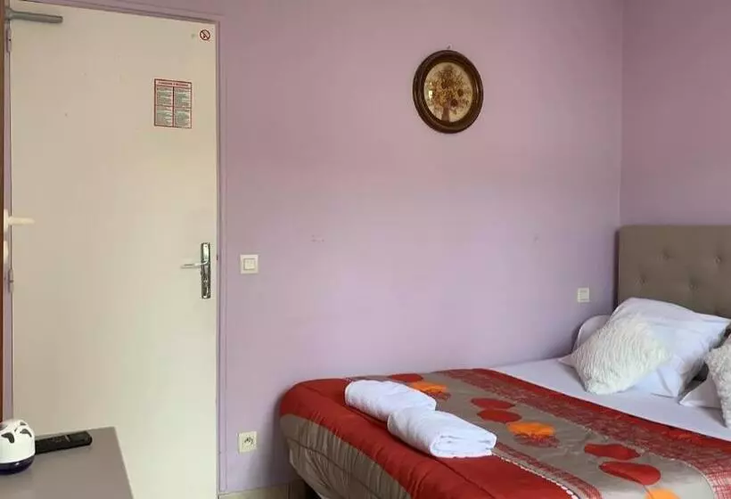 Hotel Du Cygne De La Croix Blanche