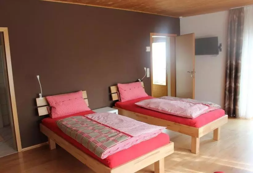 ペンション Ferienappartement Eninger