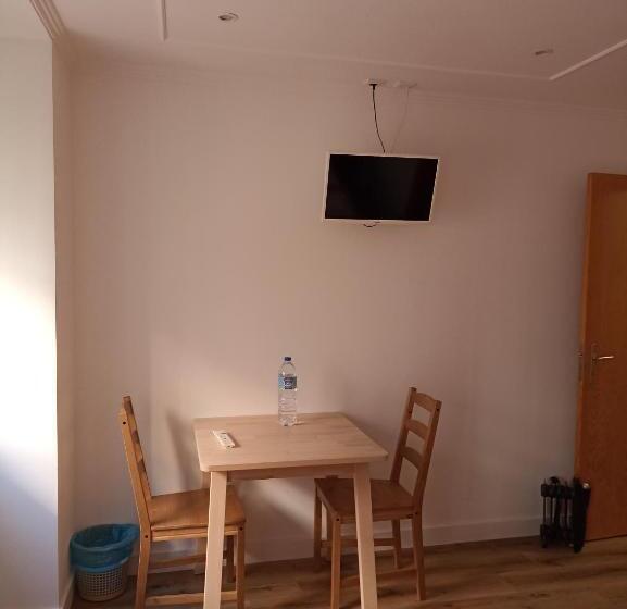 پانسیون Martim Moniz 28 Guest House