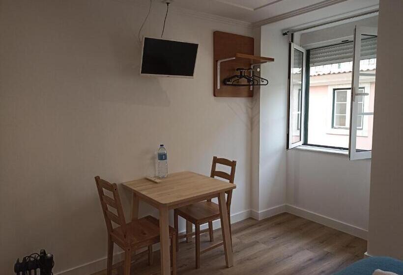 پانسیون Martim Moniz 28 Guest House