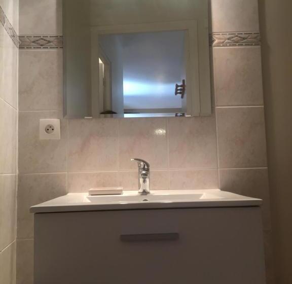 צימר La Ferme De Valauris