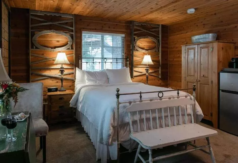 住宿加早餐  J Patrick Inn