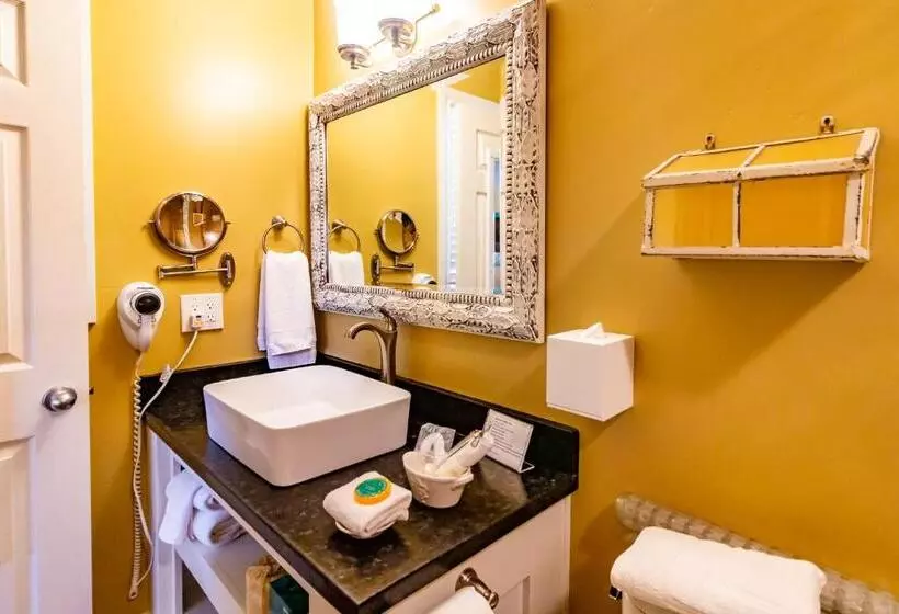 住宿加早餐  J Patrick Inn