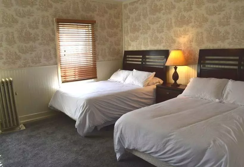 Hotelli Isaac Merrill House