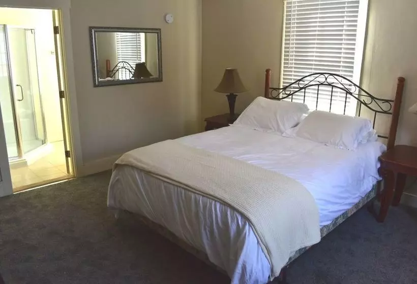 Hotelli Isaac Merrill House