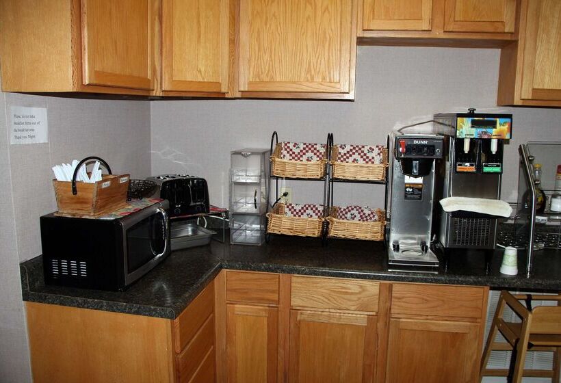 בית מלון כפרי Jameson Inn Douglas