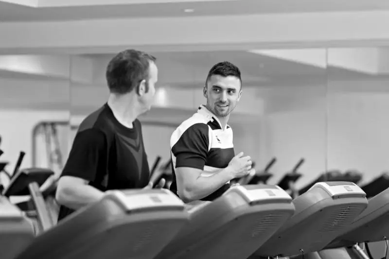 酒店 Key Inn & Suites