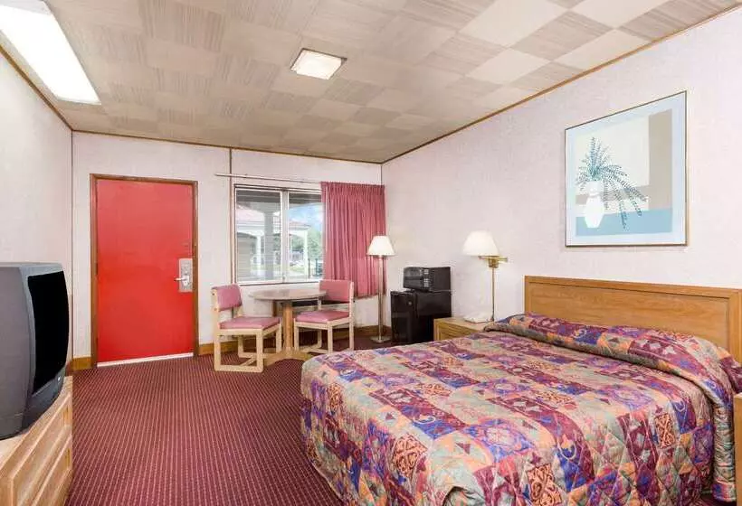 Отель Knights Inn Galax