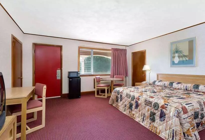 Отель Knights Inn Galax