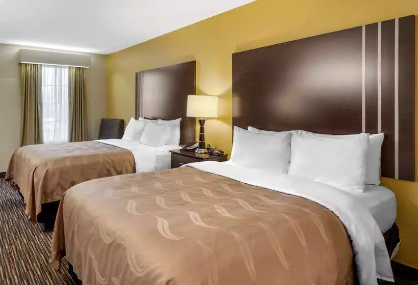 Отель Quality Inn Seneca Us123