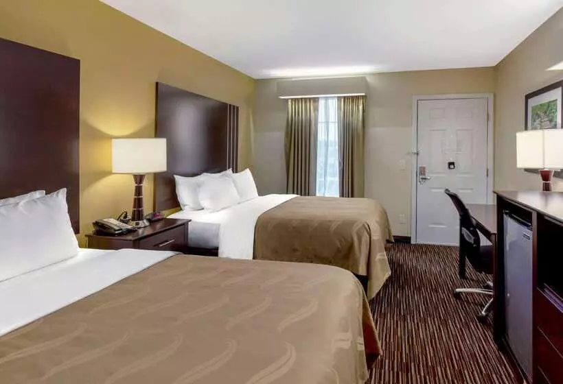 Отель Quality Inn Seneca Us123