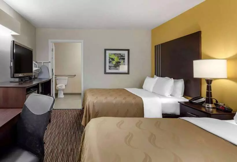 Отель Quality Inn Seneca Us123