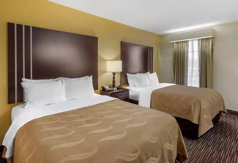 Отель Quality Inn Seneca Us123