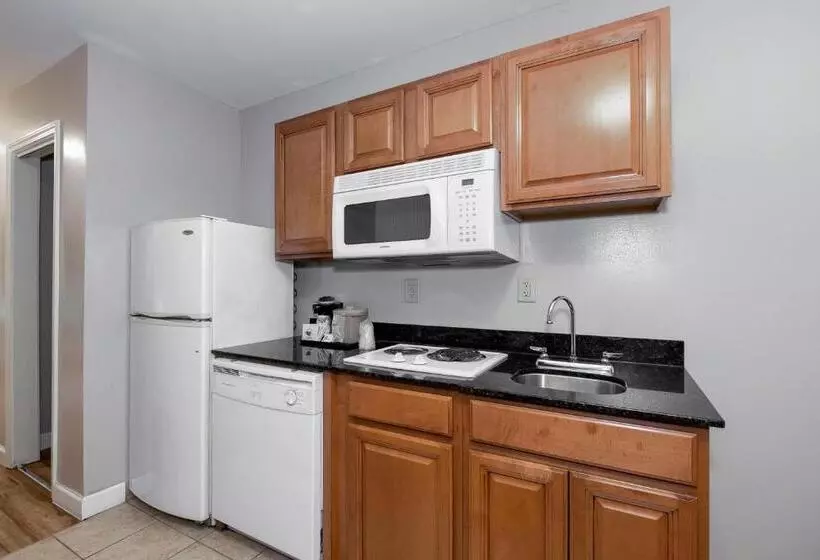 호텔 Red Roof Inn & Suites Wilson