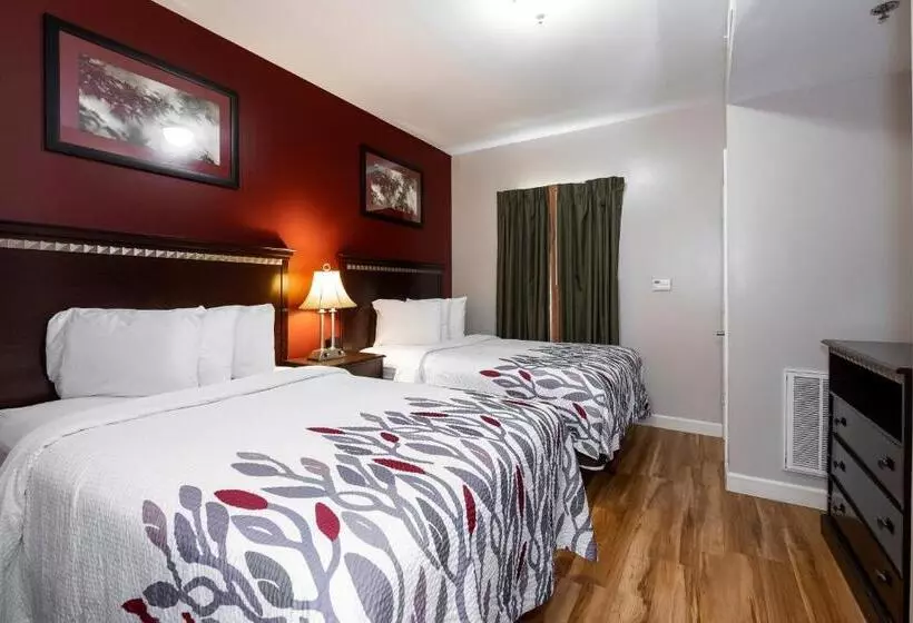 호텔 Red Roof Inn & Suites Wilson