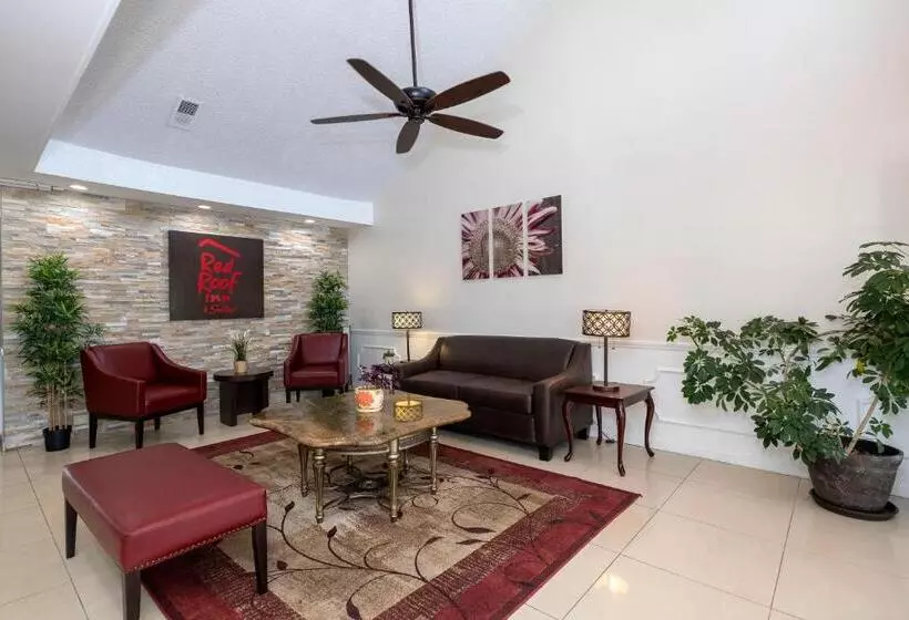 호텔 Red Roof Inn & Suites Wilson