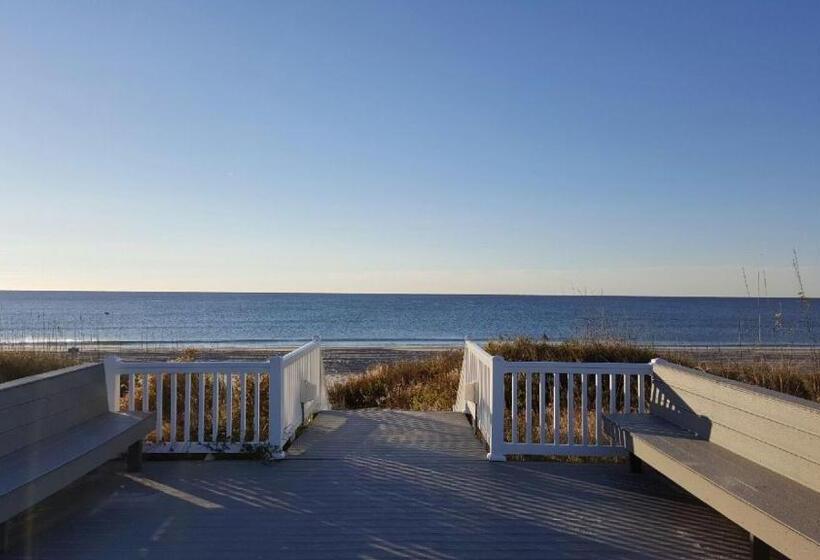 Islander Hotel & Resort