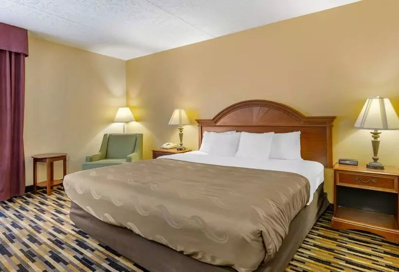 汽车旅馆 Quality Inn Near Martinsville Speedway