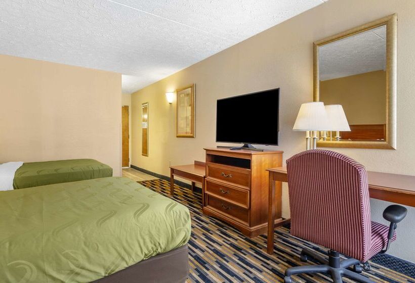 모텔 Quality Inn Near Martinsville Speedway