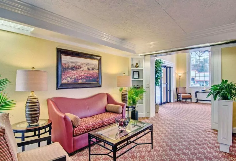 汽车旅馆 Quality Inn Near Martinsville Speedway