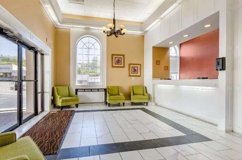 汽车旅馆 Quality Inn Near Martinsville Speedway