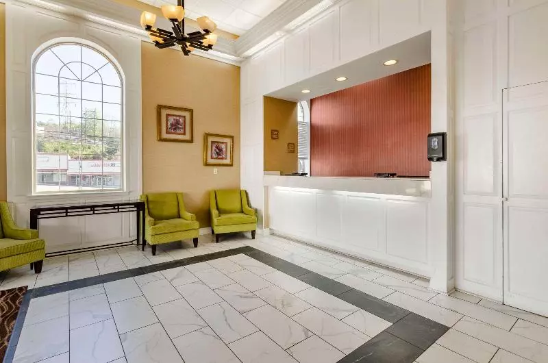 汽车旅馆 Quality Inn Near Martinsville Speedway