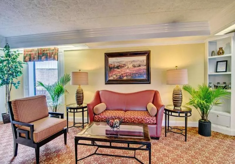 汽车旅馆 Quality Inn Near Martinsville Speedway